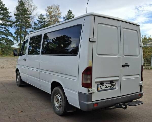 Белый Мерседес Sprinter, объемом двигателя 2.69 л и пробегом 580 тыс. км за 7700 $, фото 12 на Automoto.ua