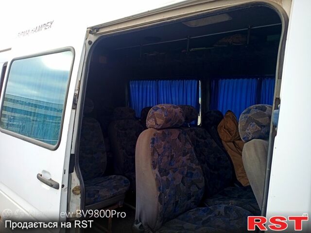 Білий Мерседес Sprinter, об'ємом двигуна 2.1 л та пробігом 652 тис. км за 6700 $, фото 5 на Automoto.ua