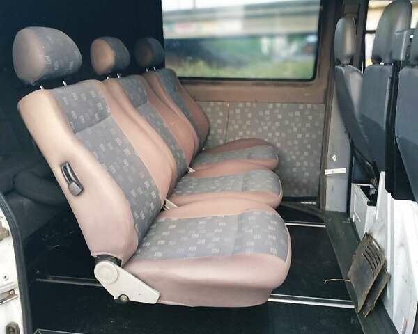 Белый Мерседес Sprinter, объемом двигателя 2.7 л и пробегом 520 тыс. км за 9999 $, фото 14 на Automoto.ua