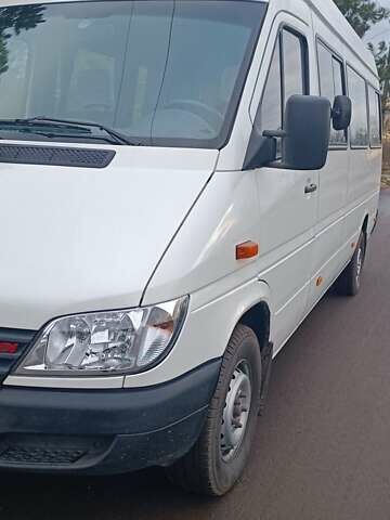 Белый Мерседес Sprinter, объемом двигателя 2.1 л и пробегом 2 тыс. км за 17000 $, фото 12 на Automoto.ua