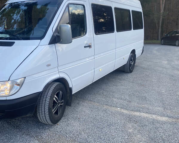 Білий Мерседес Sprinter, об'ємом двигуна 2.15 л та пробігом 584 тис. км за 9500 $, фото 7 на Automoto.ua