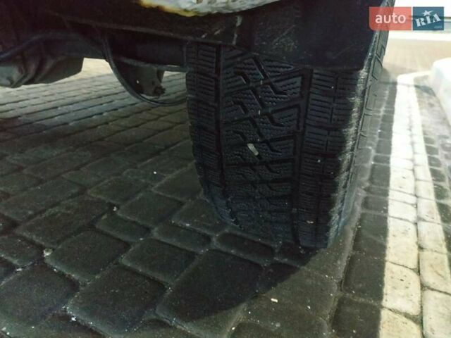 Белый Мерседес Sprinter, объемом двигателя 2.7 л и пробегом 520 тыс. км за 9999 $, фото 10 на Automoto.ua