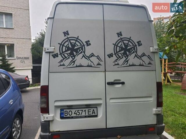 Белый Мерседес Sprinter, объемом двигателя 2.7 л и пробегом 800 тыс. км за 10000 $, фото 4 на Automoto.ua