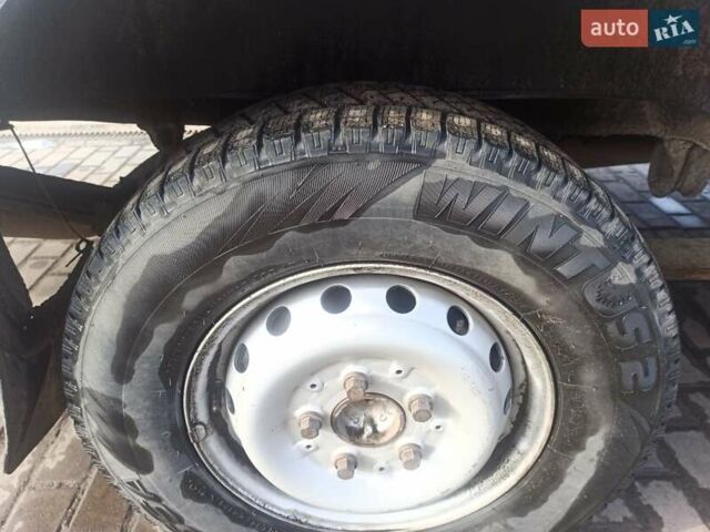 Белый Мерседес Sprinter, объемом двигателя 2.7 л и пробегом 550 тыс. км за 9500 $, фото 7 на Automoto.ua