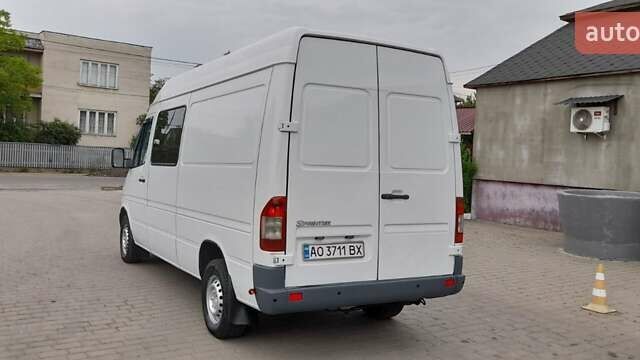 Белый Мерседес Sprinter, объемом двигателя 2.15 л и пробегом 600 тыс. км за 8700 $, фото 10 на Automoto.ua