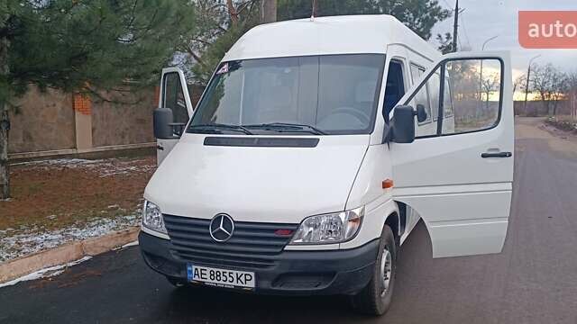 Белый Мерседес Sprinter, объемом двигателя 2.1 л и пробегом 2 тыс. км за 17000 $, фото 6 на Automoto.ua