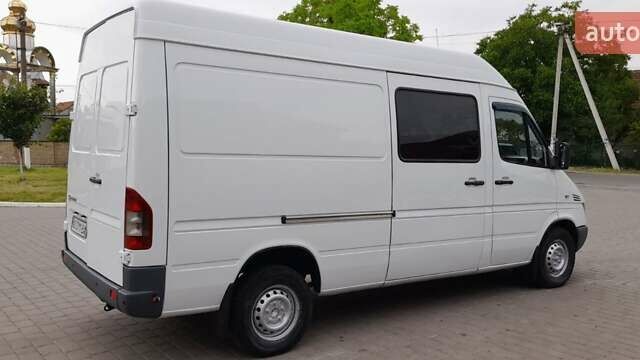 Белый Мерседес Sprinter, объемом двигателя 2.15 л и пробегом 600 тыс. км за 8700 $, фото 17 на Automoto.ua