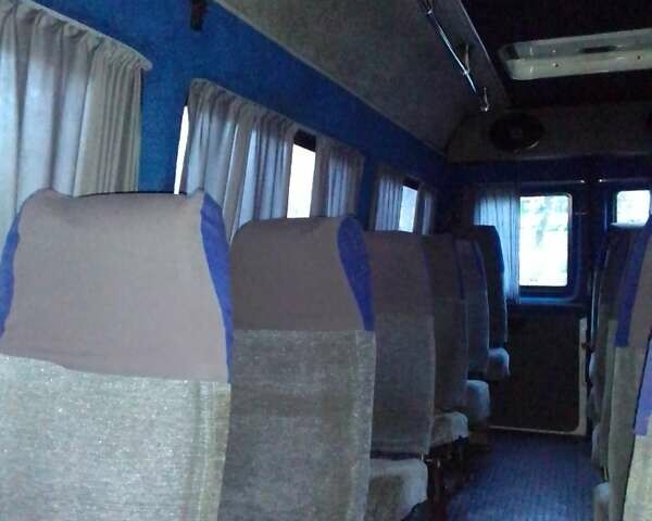 Белый Мерседес Sprinter, объемом двигателя 2.15 л и пробегом 650 тыс. км за 12999 $, фото 10 на Automoto.ua