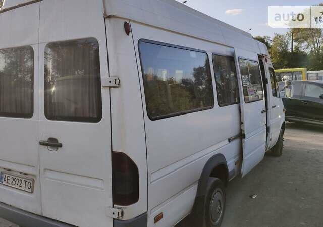 Білий Мерседес Sprinter, об'ємом двигуна 2.3 л та пробігом 1 тис. км за 8000 $, фото 4 на Automoto.ua