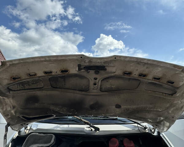 Белый Мерседес Sprinter, объемом двигателя 2.15 л и пробегом 793 тыс. км за 9800 $, фото 14 на Automoto.ua