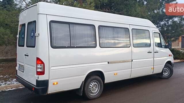 Белый Мерседес Sprinter, объемом двигателя 2.1 л и пробегом 2 тыс. км за 17000 $, фото 17 на Automoto.ua