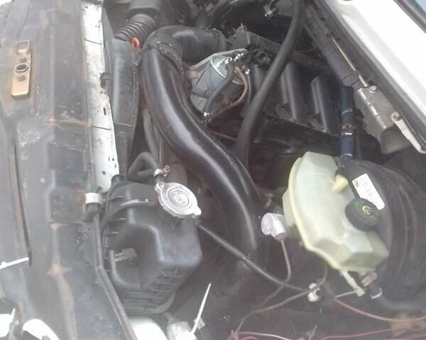 Белый Мерседес Sprinter, объемом двигателя 2.15 л и пробегом 650 тыс. км за 12999 $, фото 18 на Automoto.ua