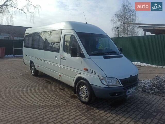 Белый Мерседес Sprinter, объемом двигателя 2.7 л и пробегом 550 тыс. км за 9500 $, фото 17 на Automoto.ua
