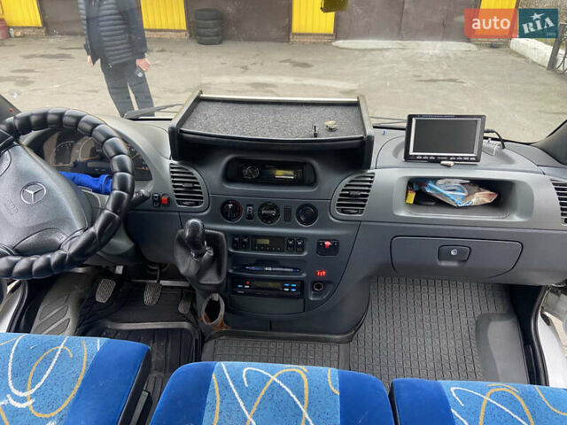 Белый Мерседес Sprinter, объемом двигателя 2.7 л и пробегом 4 тыс. км за 15000 $, фото 2 на Automoto.ua