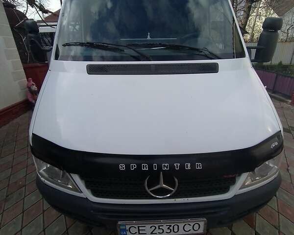 Білий Мерседес Sprinter, об'ємом двигуна 2.1 л та пробігом 650 тис. км за 8500 $, фото 4 на Automoto.ua