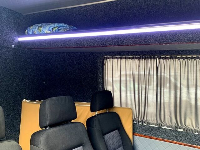 Белый Мерседес Sprinter, объемом двигателя 2.1 л и пробегом 490 тыс. км за 7700 $, фото 10 на Automoto.ua