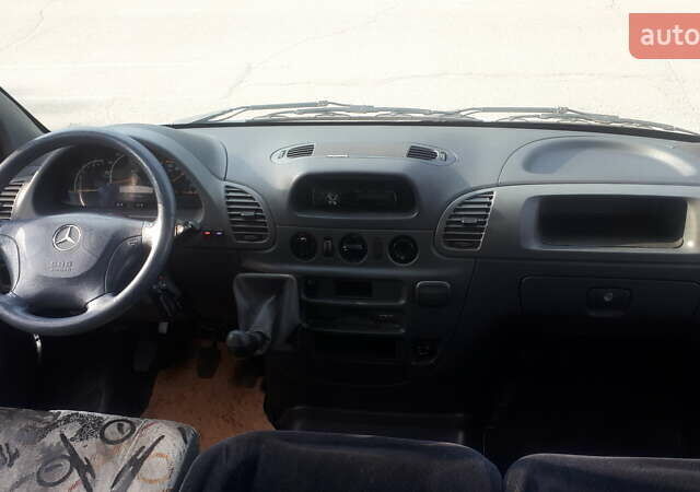 Білий Мерседес Sprinter, об'ємом двигуна 2.2 л та пробігом 500 тис. км за 10000 $, фото 7 на Automoto.ua