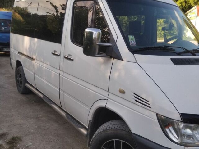 Білий Мерседес Sprinter, об'ємом двигуна 2.15 л та пробігом 320 тис. км за 8900 $, фото 2 на Automoto.ua
