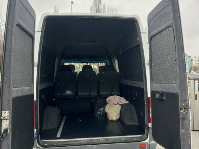 Белый Мерседес Sprinter, объемом двигателя 2.7 л и пробегом 5 тыс. км за 11000 $, фото 10 на Automoto.ua