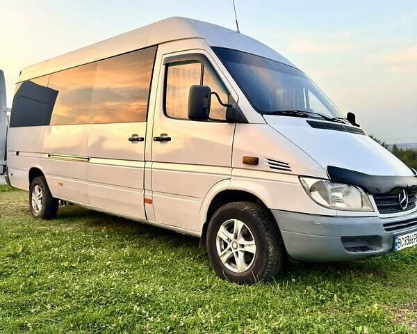 Белый Мерседес Sprinter, объемом двигателя 2.15 л и пробегом 113 тыс. км за 7600 $, фото 9 на Automoto.ua
