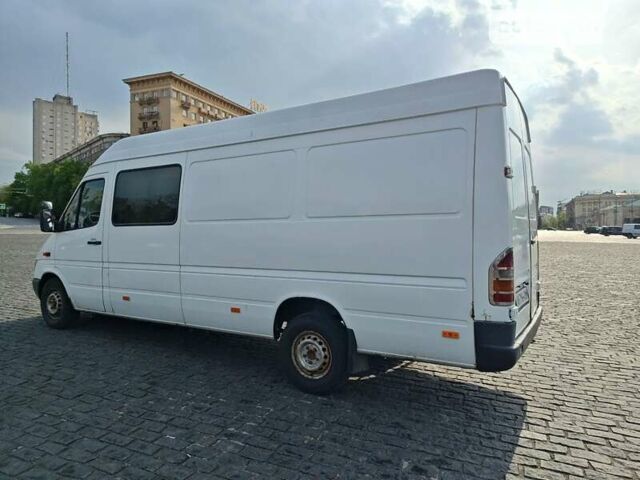 Білий Мерседес Sprinter, об'ємом двигуна 2.15 л та пробігом 473 тис. км за 9800 $, фото 3 на Automoto.ua