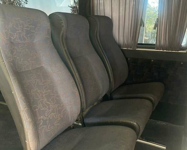 Белый Мерседес Sprinter, объемом двигателя 2.69 л и пробегом 713 тыс. км за 7100 $, фото 3 на Automoto.ua