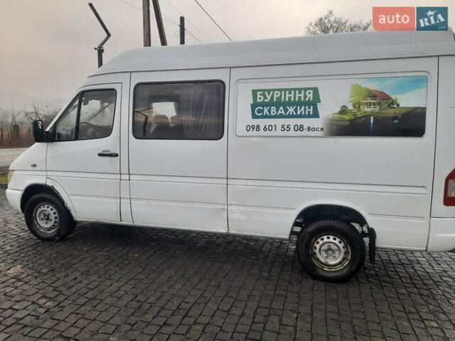 Белый Мерседес Sprinter, объемом двигателя 0 л и пробегом 600 тыс. км за 8500 $, фото 2 на Automoto.ua