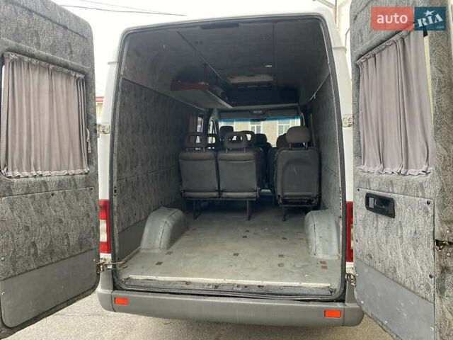 Белый Мерседес Sprinter, объемом двигателя 2.2 л и пробегом 702 тыс. км за 8200 $, фото 13 на Automoto.ua
