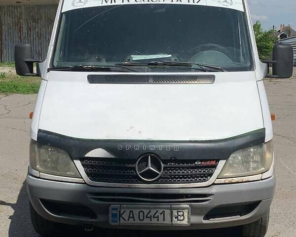 Белый Мерседес Sprinter, объемом двигателя 2.7 л и пробегом 1 тыс. км за 8200 $, фото 5 на Automoto.ua