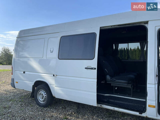 Белый Мерседес Sprinter, объемом двигателя 2.2 л и пробегом 586 тыс. км за 8500 $, фото 23 на Automoto.ua