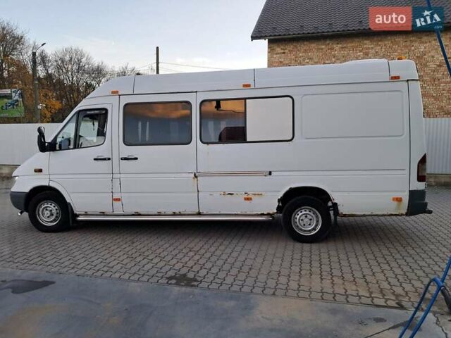 Белый Мерседес Sprinter, объемом двигателя 2.69 л и пробегом 550 тыс. км за 6700 $, фото 8 на Automoto.ua