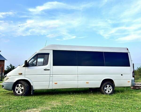 Белый Мерседес Sprinter, объемом двигателя 2.15 л и пробегом 113 тыс. км за 7600 $, фото 17 на Automoto.ua