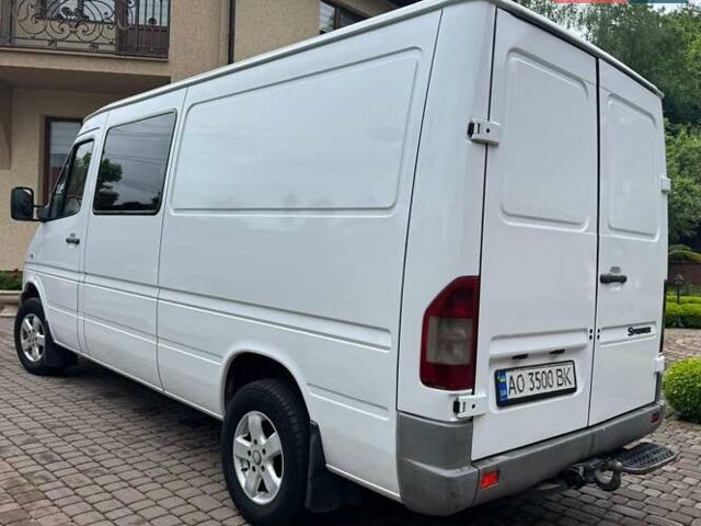 Белый Мерседес Sprinter, объемом двигателя 2.2 л и пробегом 458 тыс. км за 7800 $, фото 2 на Automoto.ua