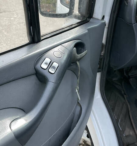 Білий Мерседес Sprinter, об'ємом двигуна 2.2 л та пробігом 500 тис. км за 8800 $, фото 11 на Automoto.ua