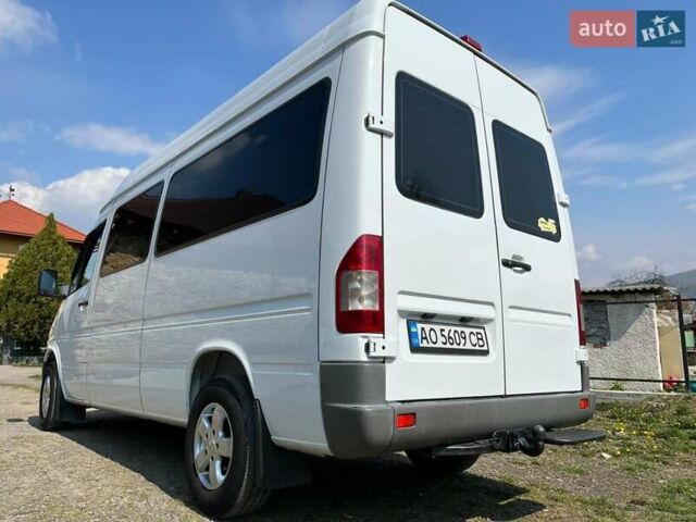 Белый Мерседес Sprinter, объемом двигателя 2.2 л и пробегом 620 тыс. км за 7500 $, фото 5 на Automoto.ua
