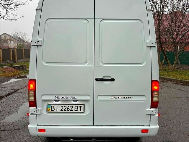 Белый Мерседес Sprinter, объемом двигателя 2.7 л и пробегом 645 тыс. км за 5800 $, фото 4 на Automoto.ua