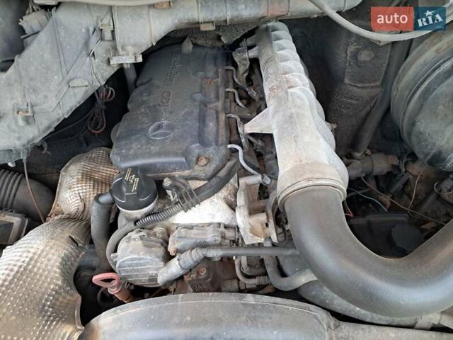 Белый Мерседес Sprinter, объемом двигателя 2.69 л и пробегом 550 тыс. км за 6700 $, фото 16 на Automoto.ua