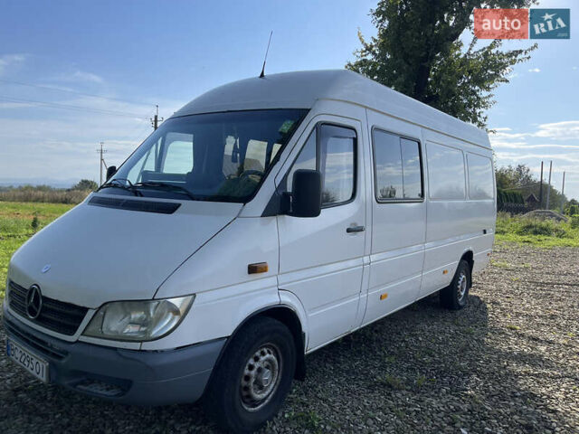 Белый Мерседес Sprinter, объемом двигателя 2.2 л и пробегом 586 тыс. км за 8500 $, фото 19 на Automoto.ua
