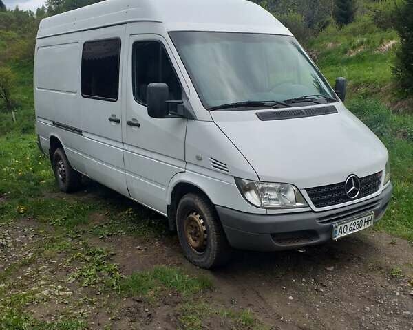 Білий Мерседес Sprinter, об'ємом двигуна 2.2 л та пробігом 320 тис. км за 7400 $, фото 6 на Automoto.ua