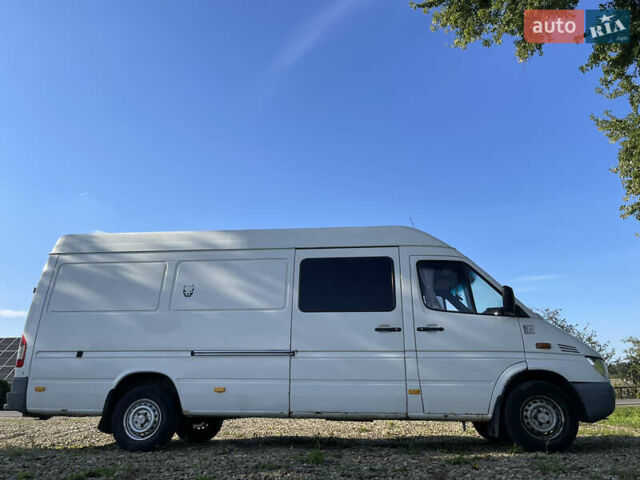 Белый Мерседес Sprinter, объемом двигателя 2.2 л и пробегом 586 тыс. км за 8500 $, фото 3 на Automoto.ua