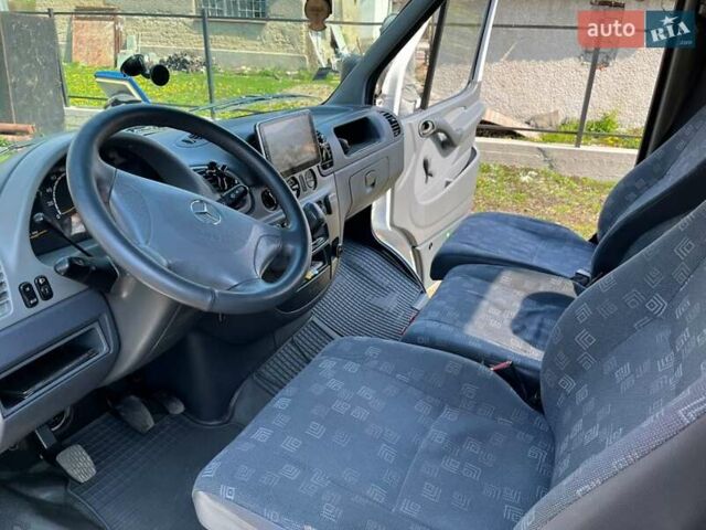 Белый Мерседес Sprinter, объемом двигателя 2.2 л и пробегом 620 тыс. км за 7500 $, фото 21 на Automoto.ua