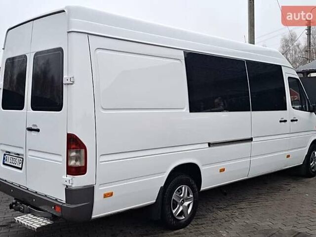 Білий Мерседес Sprinter, об'ємом двигуна 2.7 л та пробігом 668 тис. км за 14000 $, фото 5 на Automoto.ua