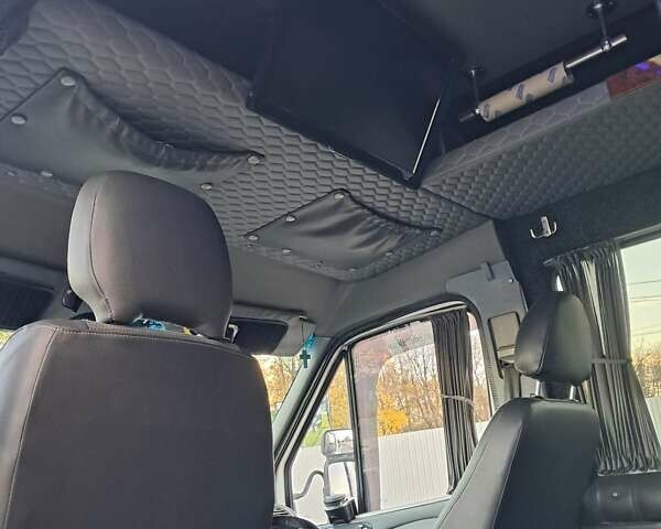 Белый Мерседес Sprinter, объемом двигателя 2.69 л и пробегом 550 тыс. км за 6700 $, фото 11 на Automoto.ua