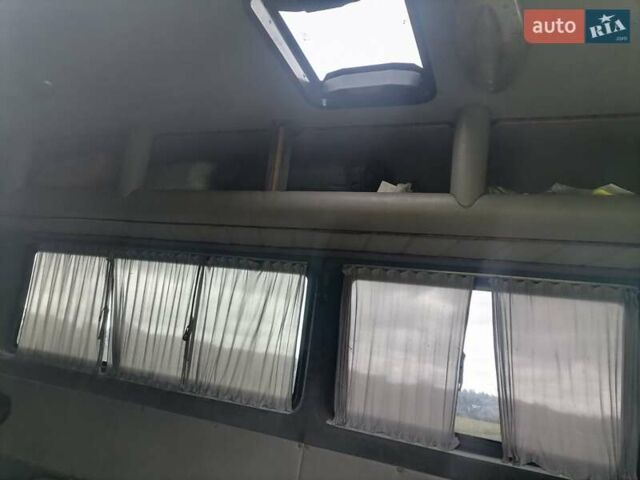 Белый Мерседес Sprinter, объемом двигателя 2.1 л и пробегом 670 тыс. км за 8200 $, фото 3 на Automoto.ua