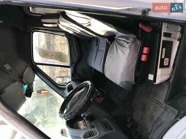 Белый Мерседес Sprinter, объемом двигателя 0 л и пробегом 600 тыс. км за 6800 $, фото 5 на Automoto.ua