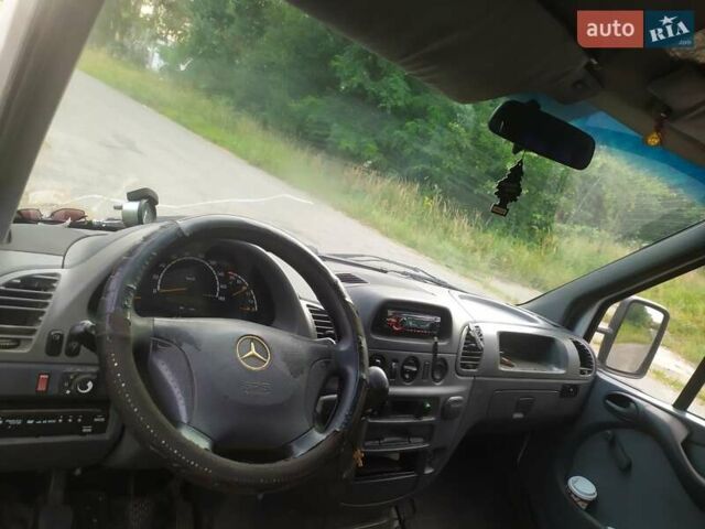 Белый Мерседес Sprinter, объемом двигателя 2.15 л и пробегом 723 тыс. км за 4700 $, фото 4 на Automoto.ua