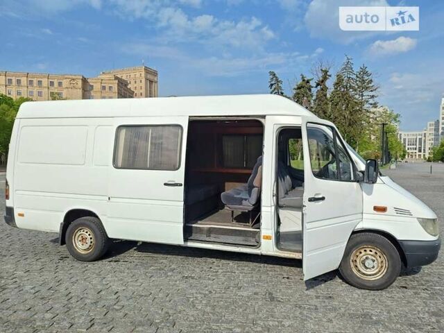 Білий Мерседес Sprinter, об'ємом двигуна 2.15 л та пробігом 473 тис. км за 9800 $, фото 11 на Automoto.ua