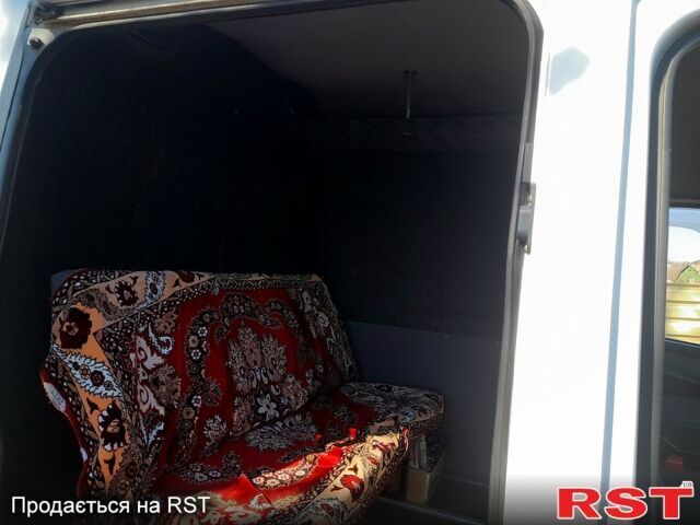 Білий Мерседес Sprinter, об'ємом двигуна 2.1 л та пробігом 367 тис. км за 8500 $, фото 2 на Automoto.ua