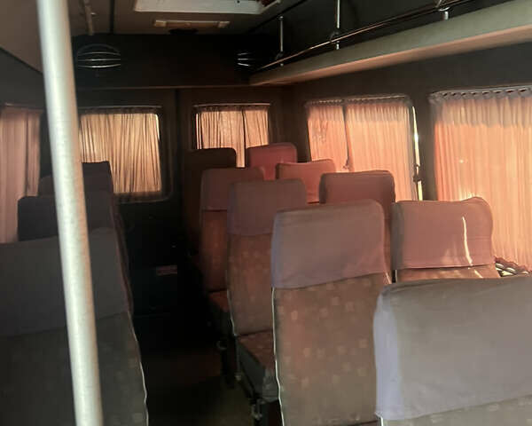 Белый Мерседес Sprinter, объемом двигателя 2.15 л и пробегом 100 тыс. км за 13500 $, фото 6 на Automoto.ua
