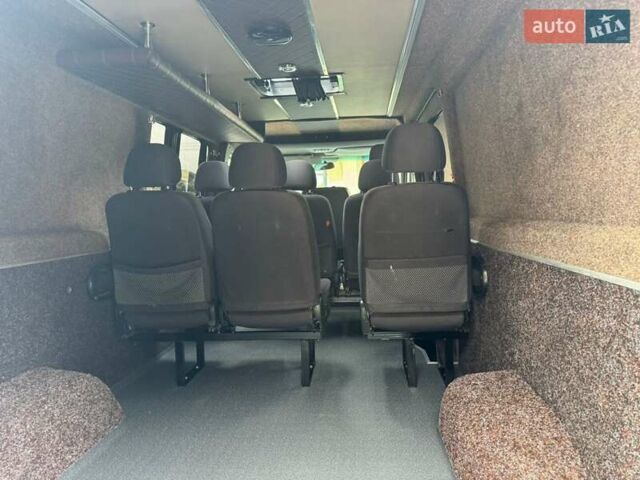 Белый Мерседес Sprinter, объемом двигателя 2.2 л и пробегом 458 тыс. км за 7800 $, фото 15 на Automoto.ua